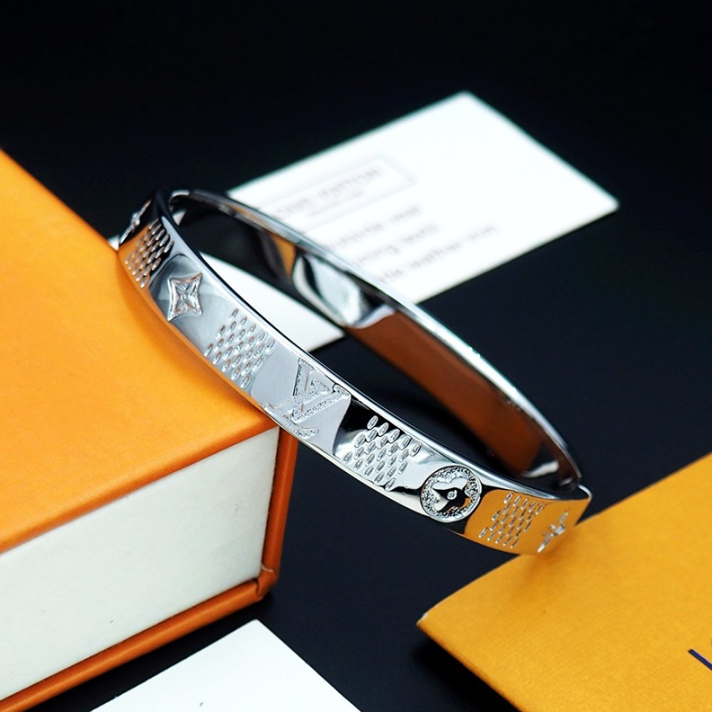 L0vis Vvtt0n Damier Staples Bangle Bracelet Silver M1387L