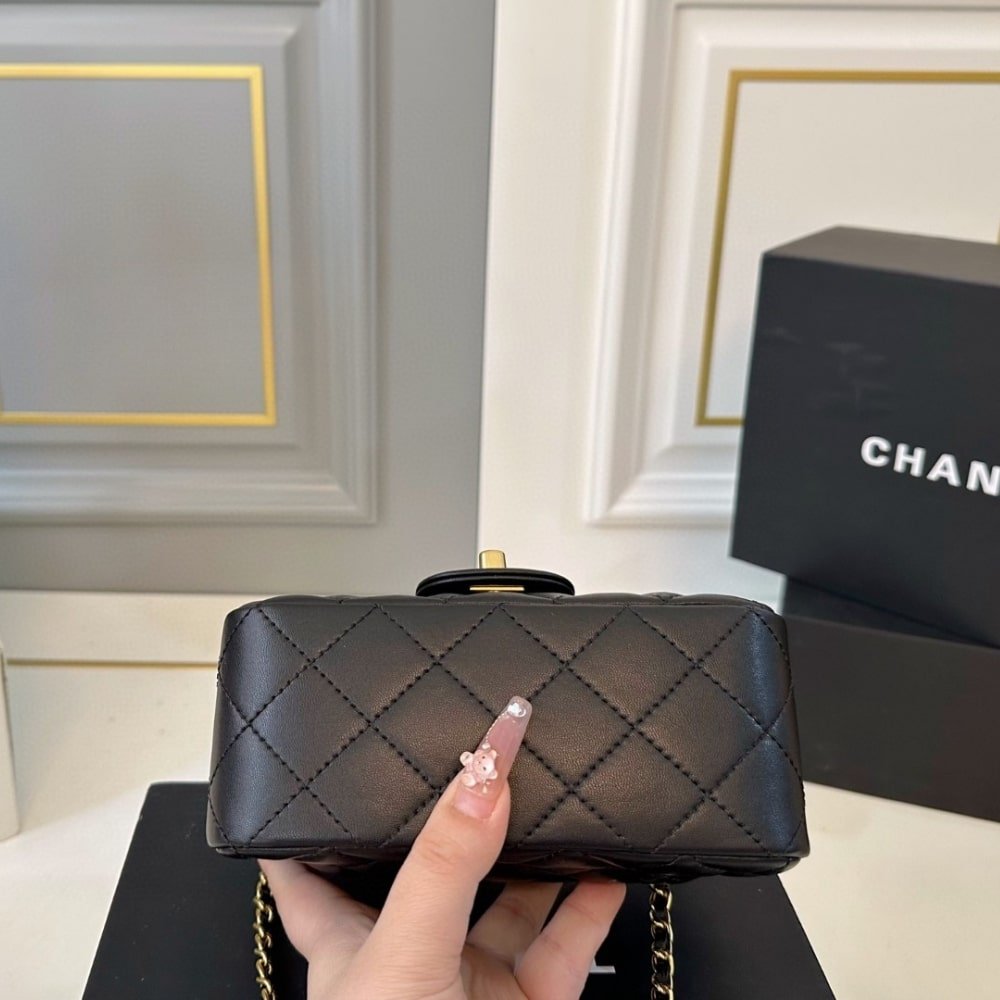 Ch**el Classic Mini Crossbody Bag Black 16Cm