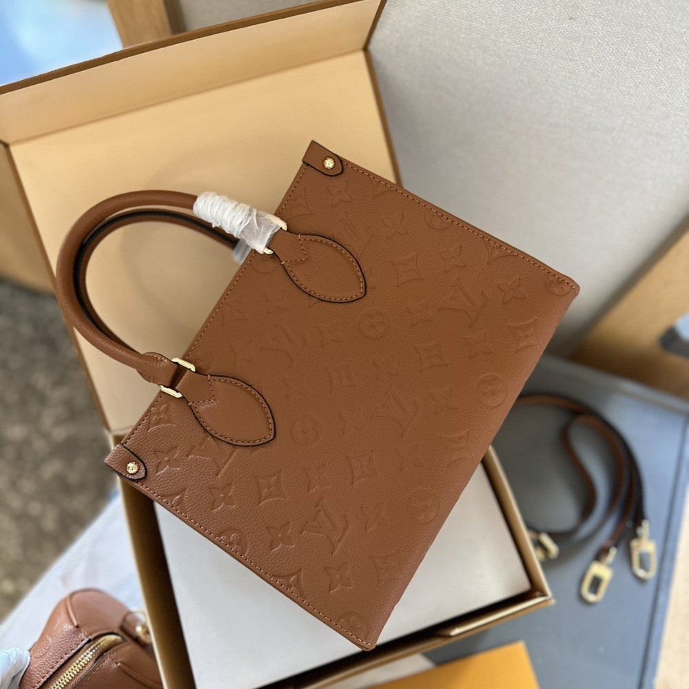 L0vis Vvtt0n Onthego MM Monogram Empreinte Cognac 35Cm M12775