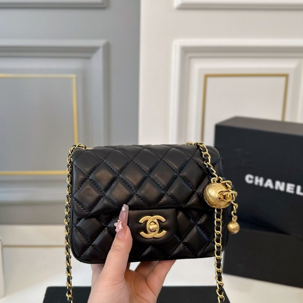 Ch**el Classic Mini Crossbody Bag Black 16Cm