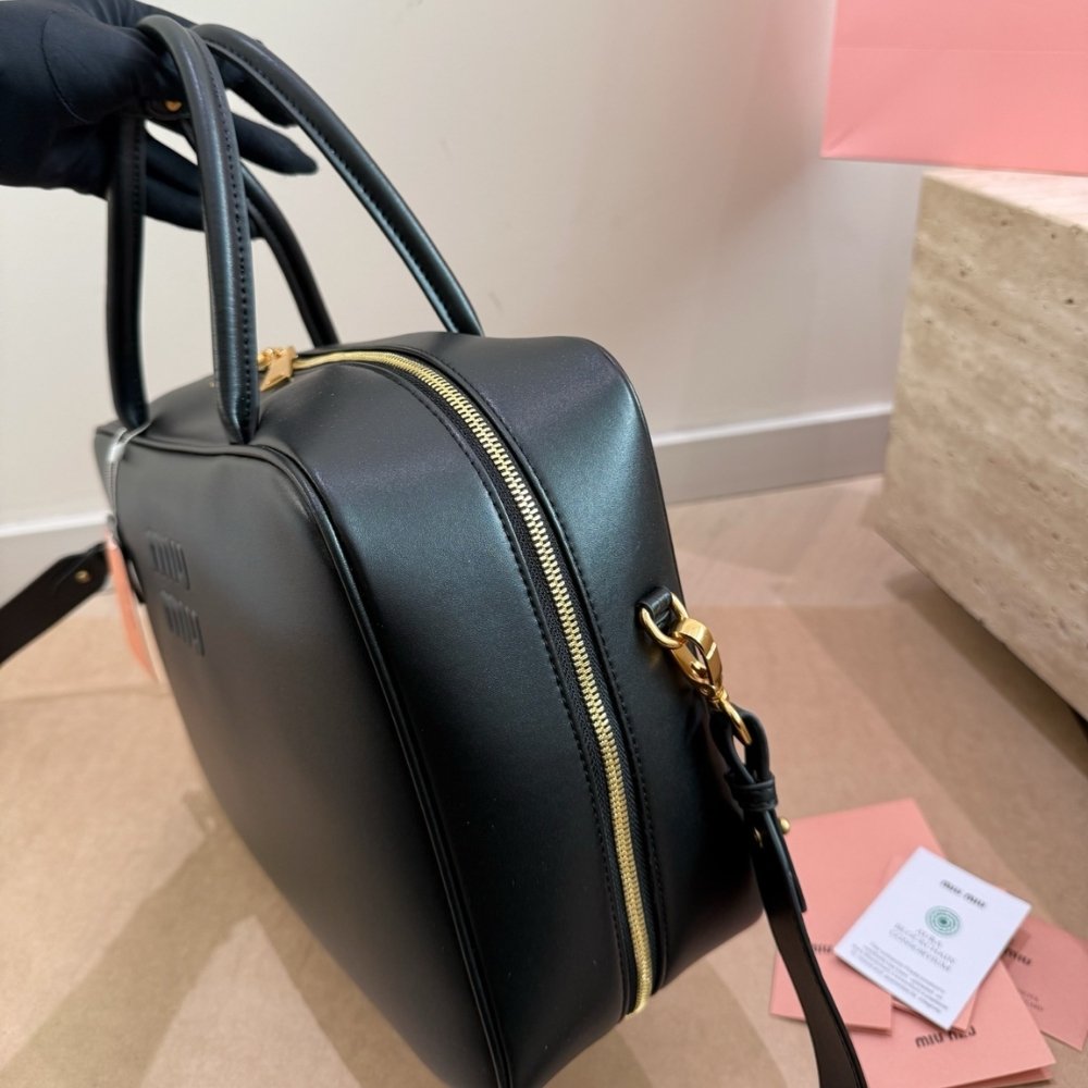 M1um1u Beau Leather Bag Black 34Cm 5BB117 2CRW F0002 V MON
