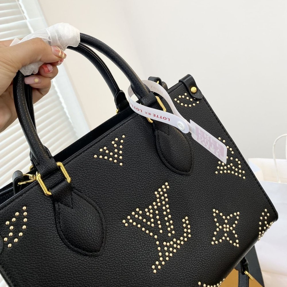 L0vis Vvtt0n Onthego PM Black 25Cm M46733