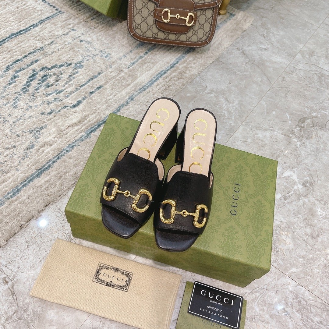 Gvc*1 Women’S Slide Sandal With Horsebit Black 655412 Bko00 1000