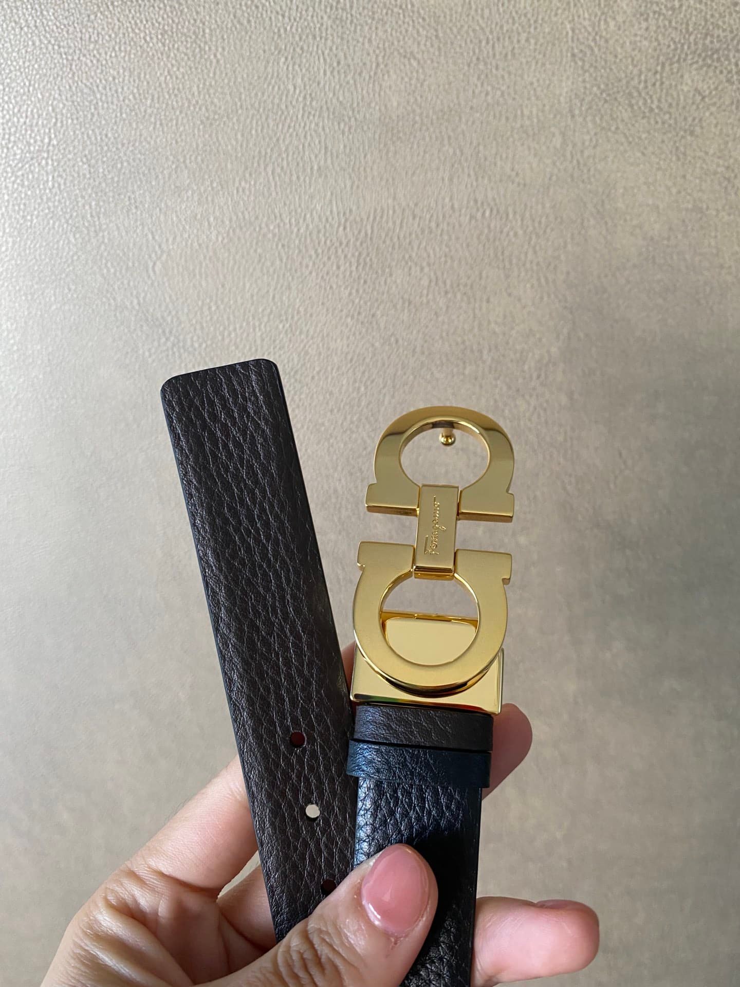 Salvatore Ferragamo Gancini Black Leather Belt With Gold Metal Buckle 2.5Cm