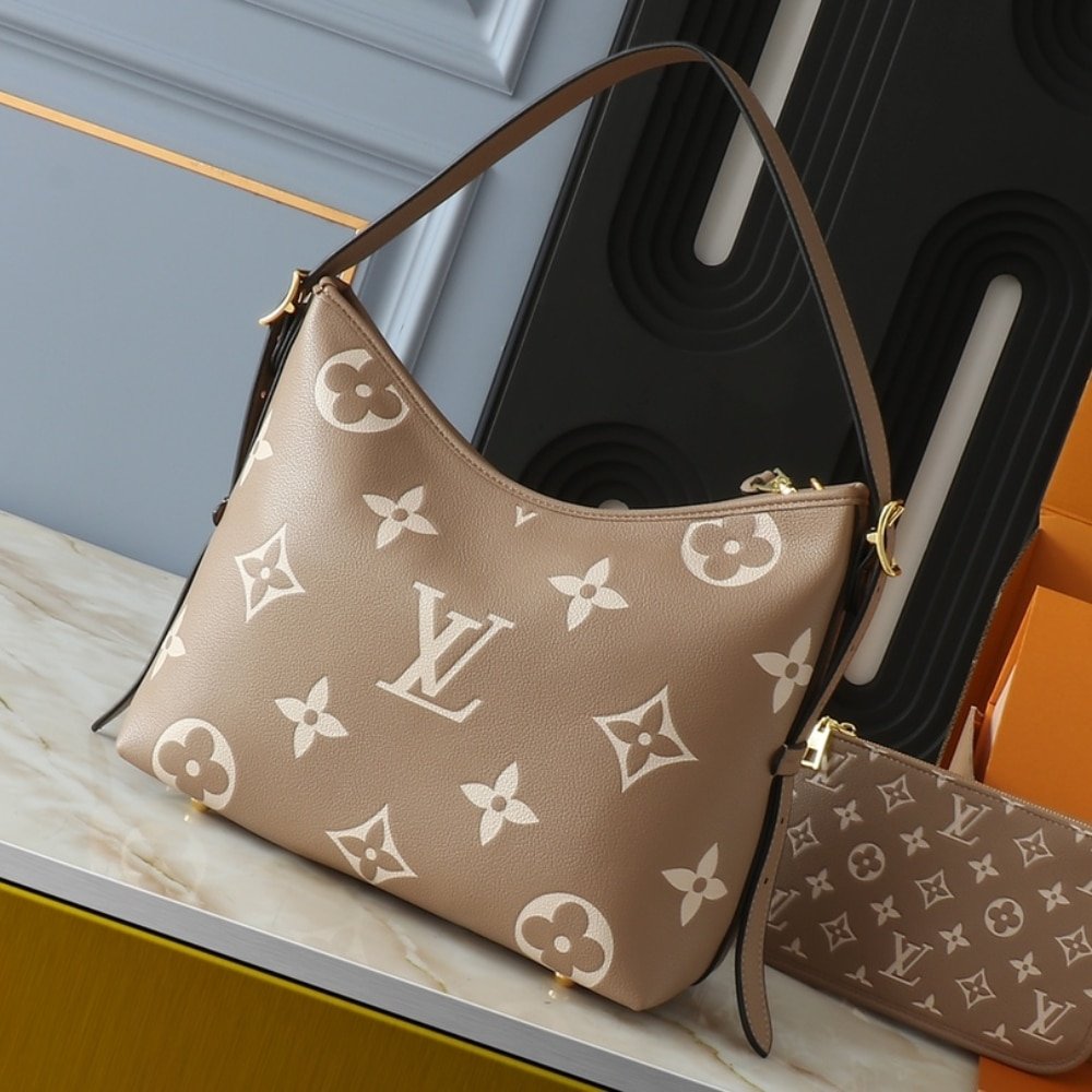 L0vis Vvtt0n Carryall PM Crème Beige 29Cm M47180