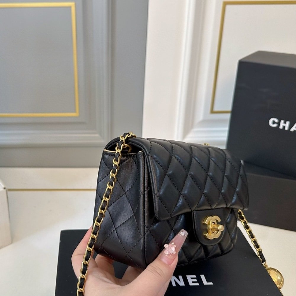 Ch**el Classic Mini Crossbody Bag Black 16Cm