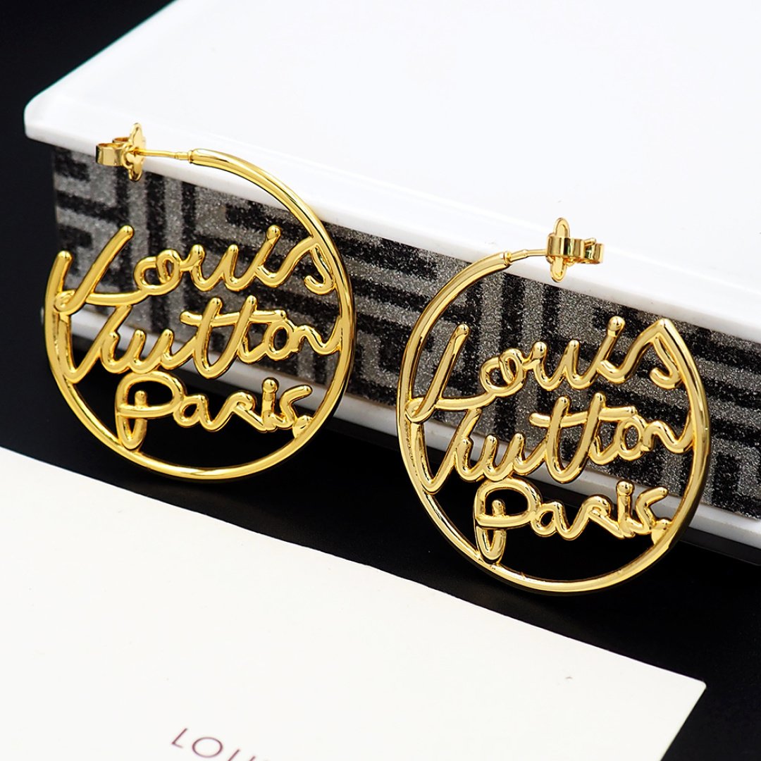 L0vis Vvtt0n Lv Script Earrings Gold M03239