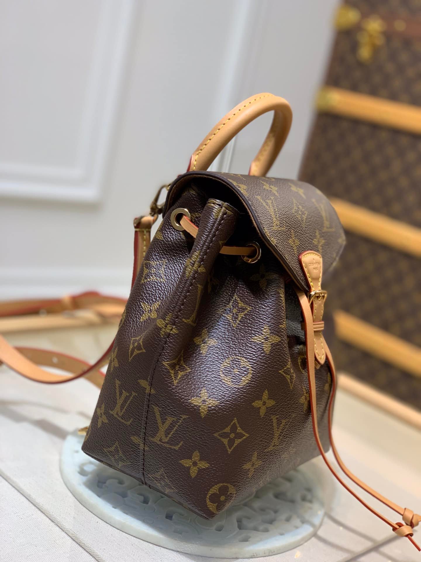 L0vis Vvtt0n Montsouris Bb 33Cm M45502