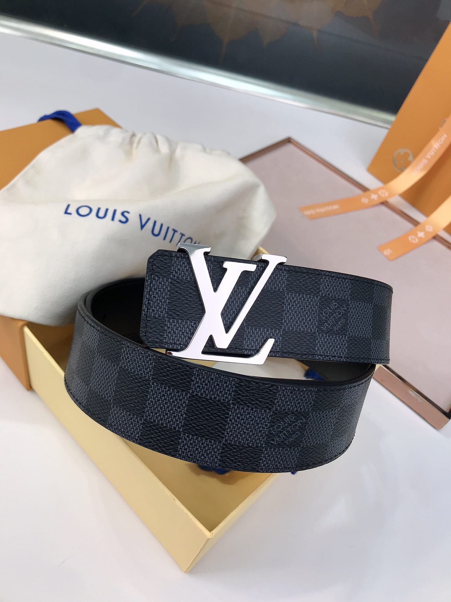 L0vis Vvtt0n Lv Ceinture Initiales Reversible Silver 4Cm