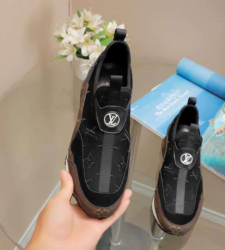 L0vis Vvtt0n Run Away Sneaker Monogram Brown