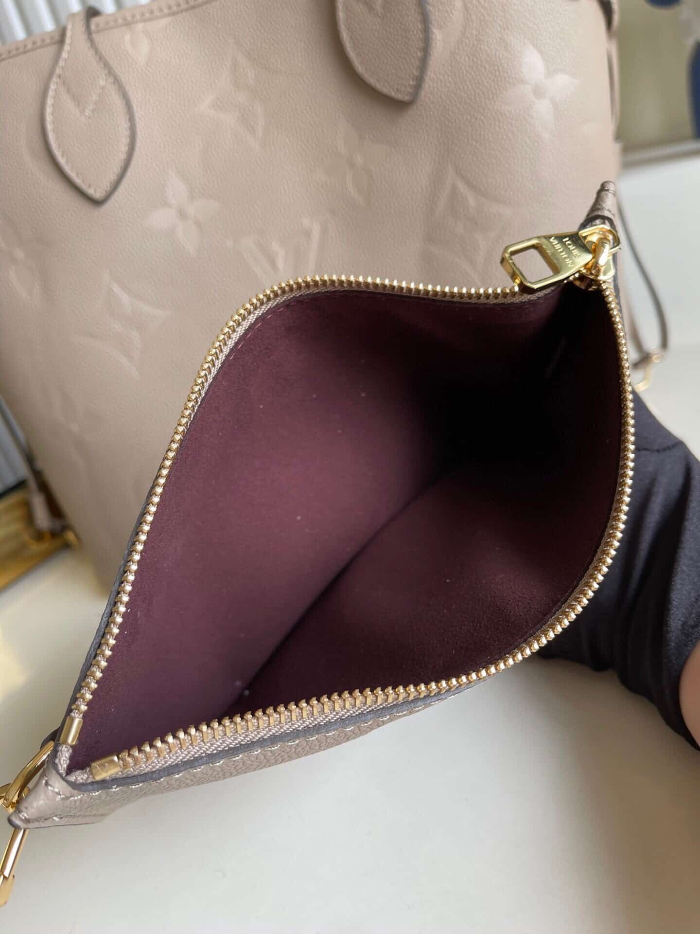 L0vis Vvtt0n Neverfull Mm Turtledove Gray 31Cm M45686
