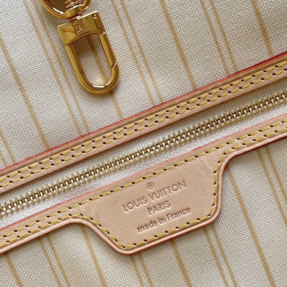L0vis Vvtt0n Neverfull GM Damier Azur Canvas Beige 39Cm N40602