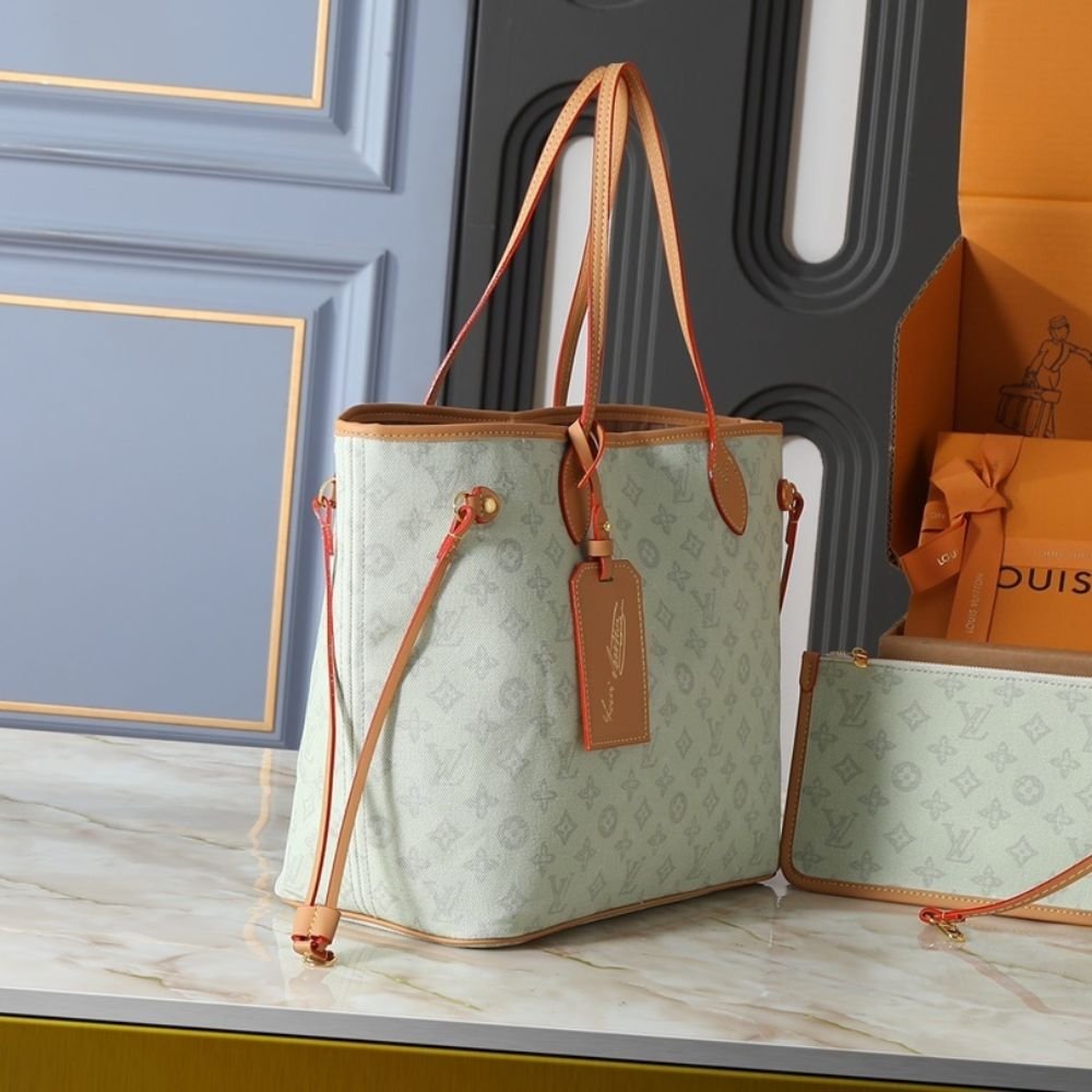 L0vis Vvtt0n Neverfull MM Monogram Origine Green 31Cm