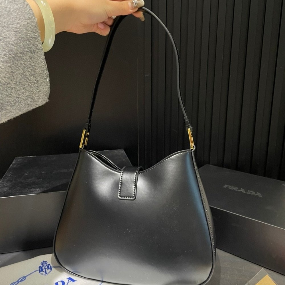 Pra*a Cleo Brushed Leather Shoulder Bag With Clasp Closure Black 26Cm 1Bc169 Zo6 F0632 V Meo