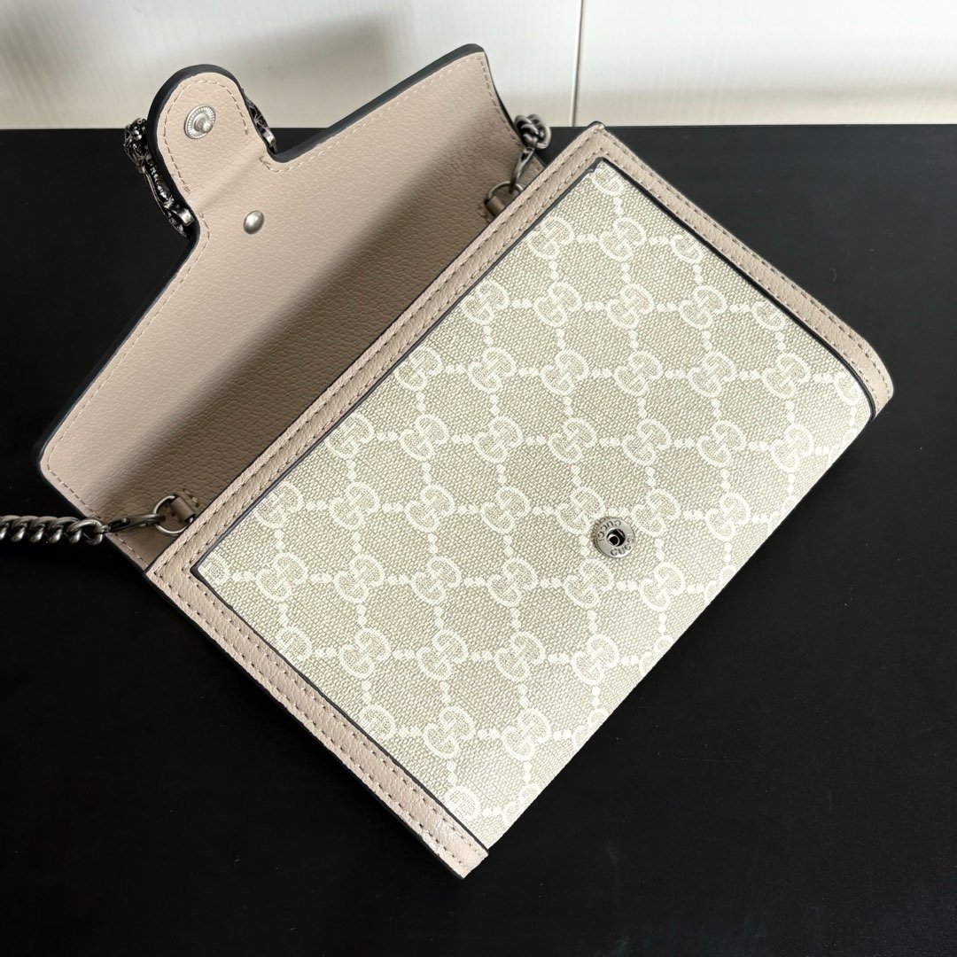 Gvc*1 Dionysus Chain Wallet Beige 20Cm 401231 Uulbn 9683