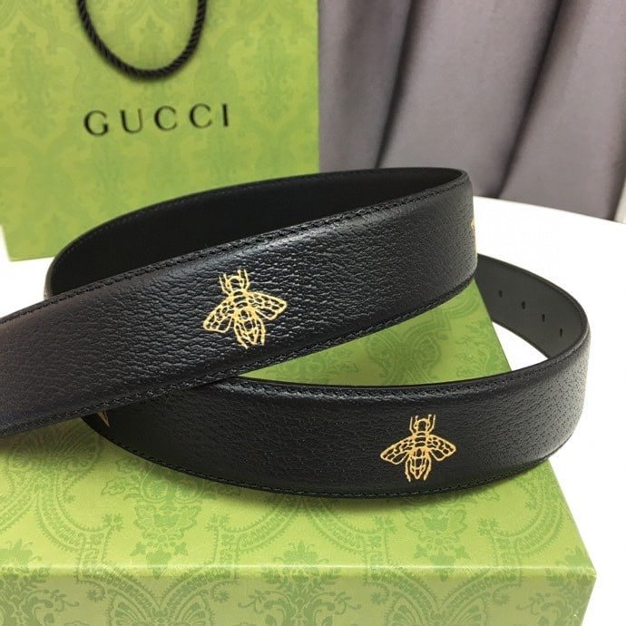 Gvc*1 Black Belt With Square Gold Buckle And Bee Star 35Mm