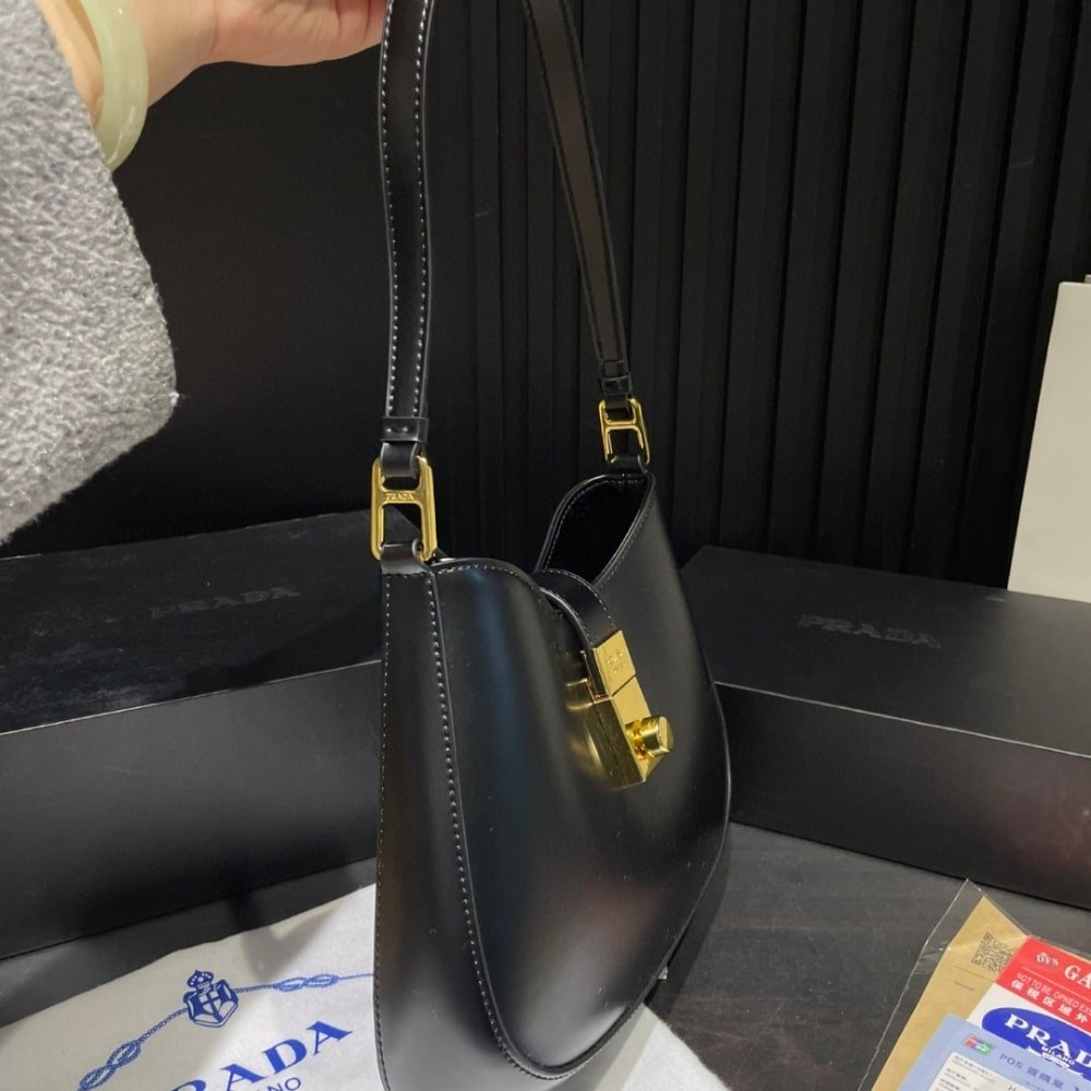 Pra*a Cleo Brushed Leather Shoulder Bag With Clasp Closure Black 26Cm 1Bc169 Zo6 F0632 V Meo