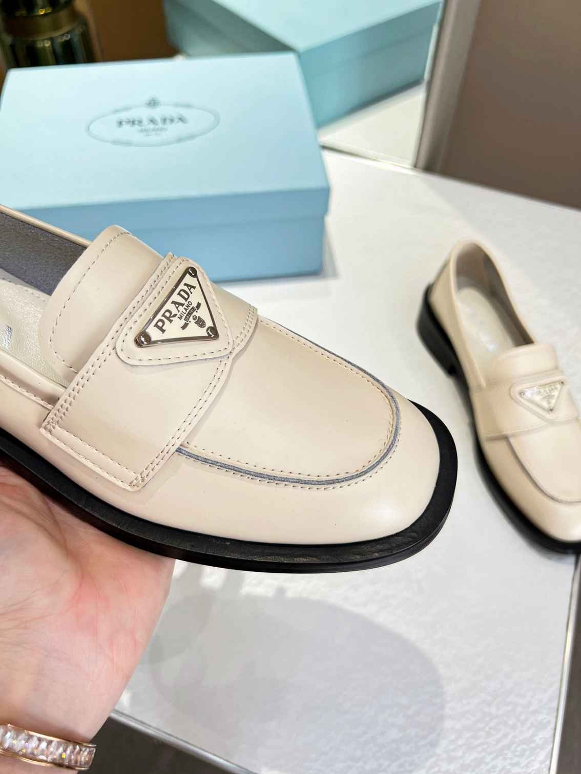 Pra*a Patent Leather Loafers Nude