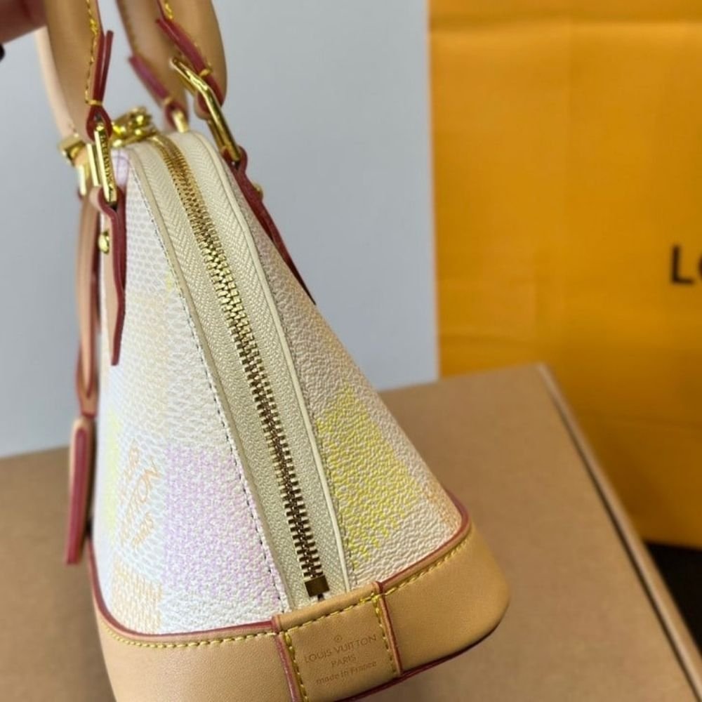 L0vis Vvtt0n Alma BB Damier Canvas Peach 23Cm N40516