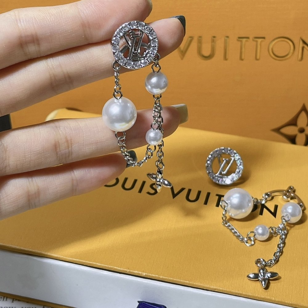 L0vis Vvtt0n Midnight Pearl Earrings Palladium M02888