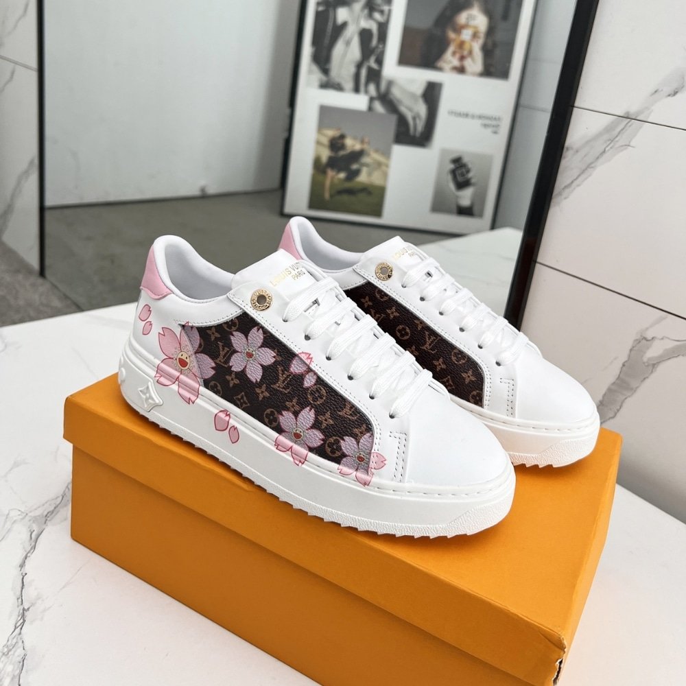 L0vis Vvtt0n X Takashi Murakami Time Out Sneaker White 1Agwol