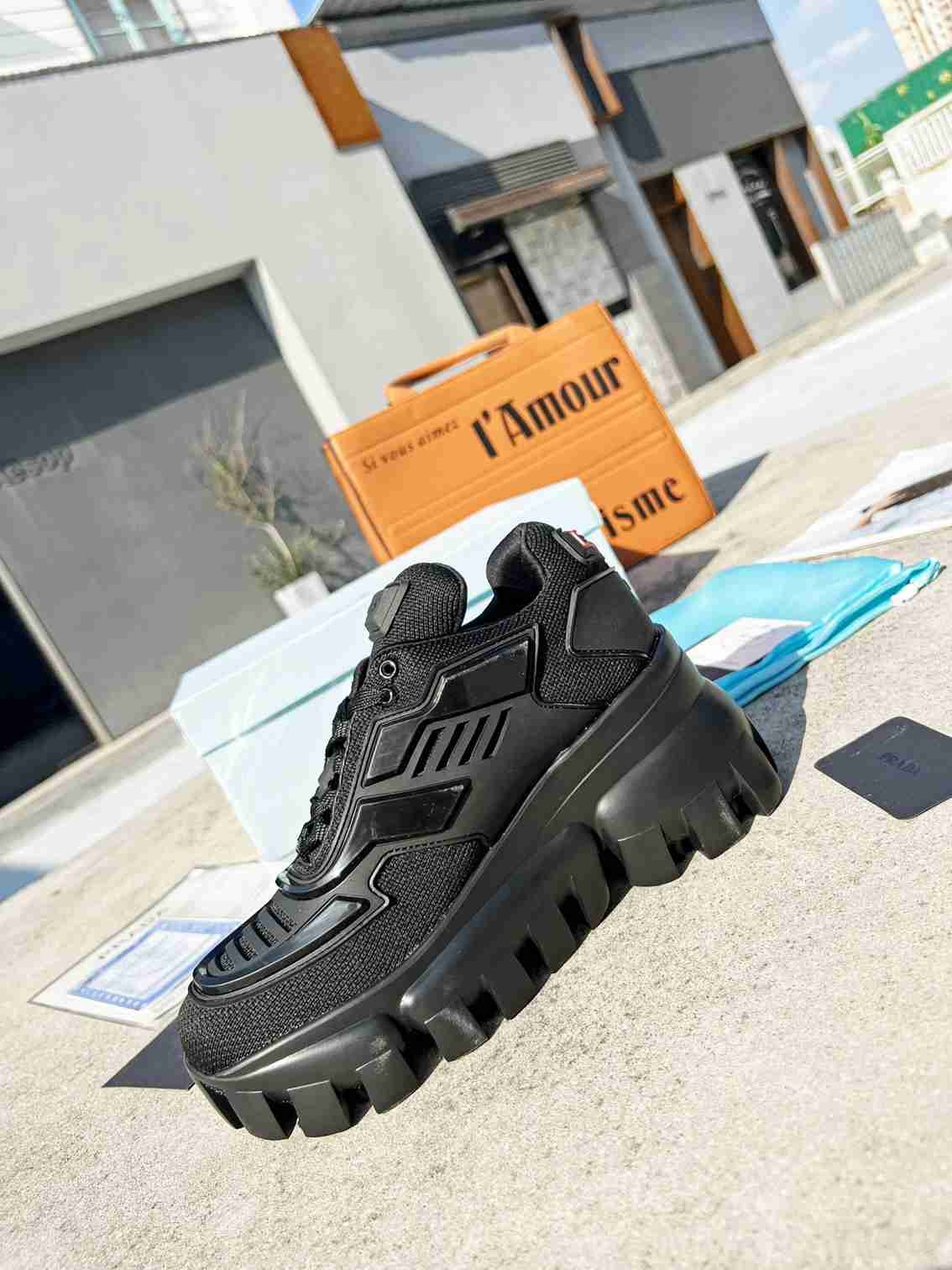 Pra*a Cloudbust Thunder Sneakers Black 1E819L3Kr2F0002F050