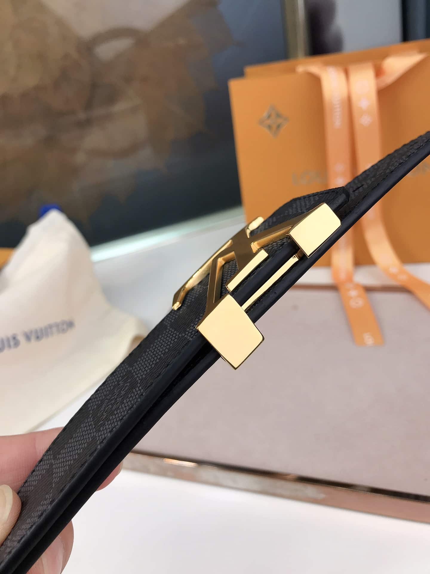 L0vis Vvtt0n Lv Ceinture Initiales Reversible Gold 4Cm