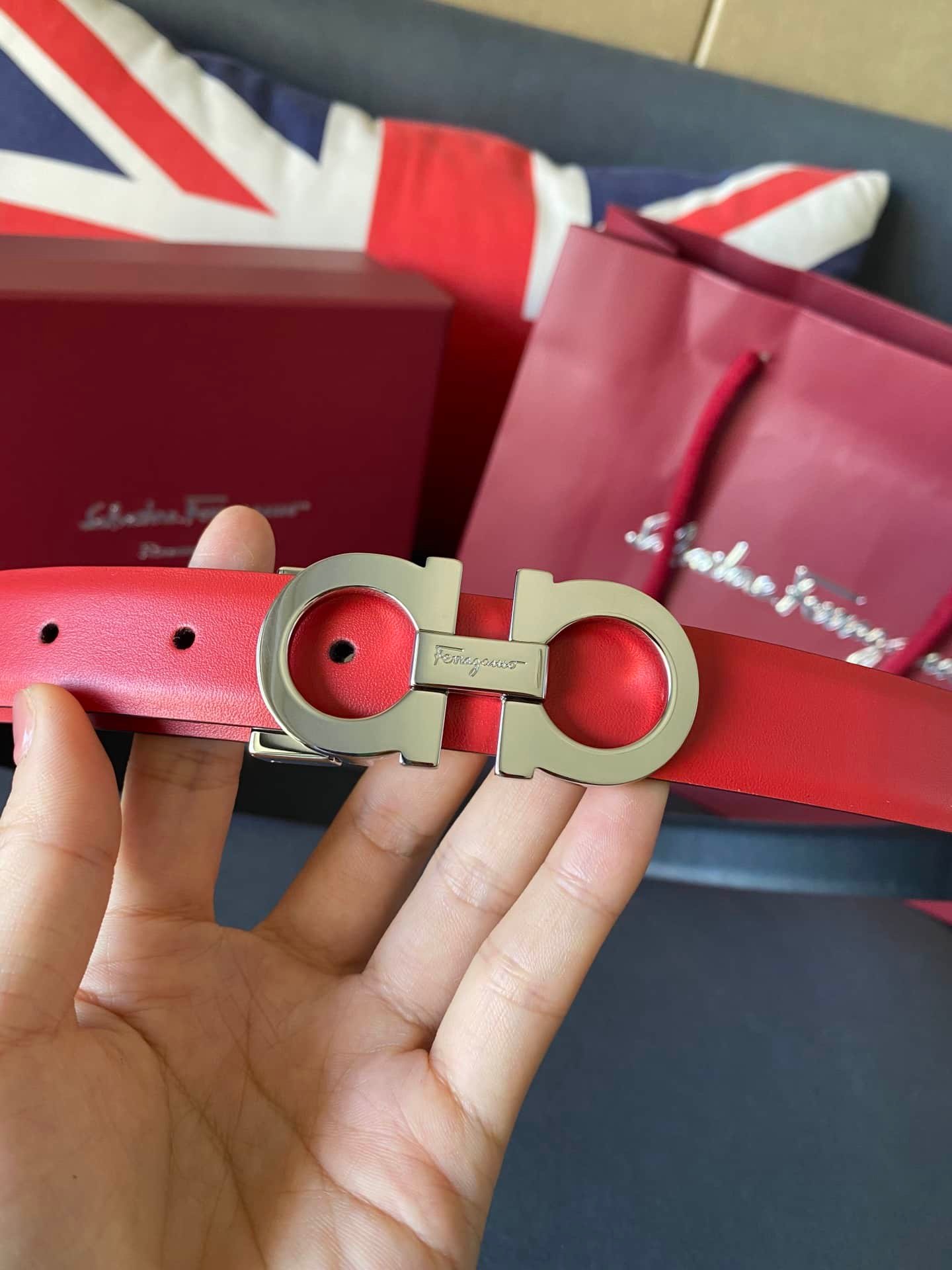 Salvatore Ferragamo Gancini Red Leather Belt With Gold Metal Buckle 2.5Cm