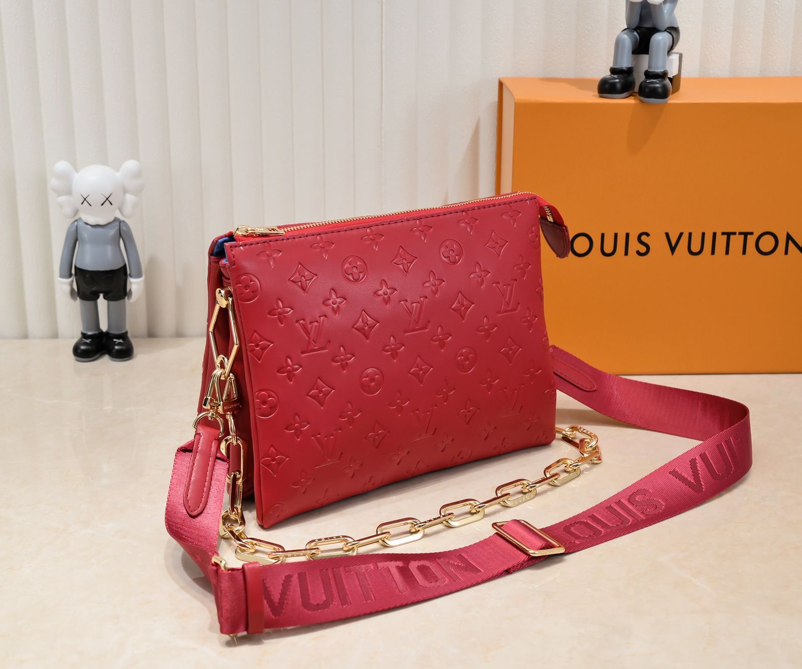 L0vis Vvtt0n Coussin PM Wine 26Cm M59275
