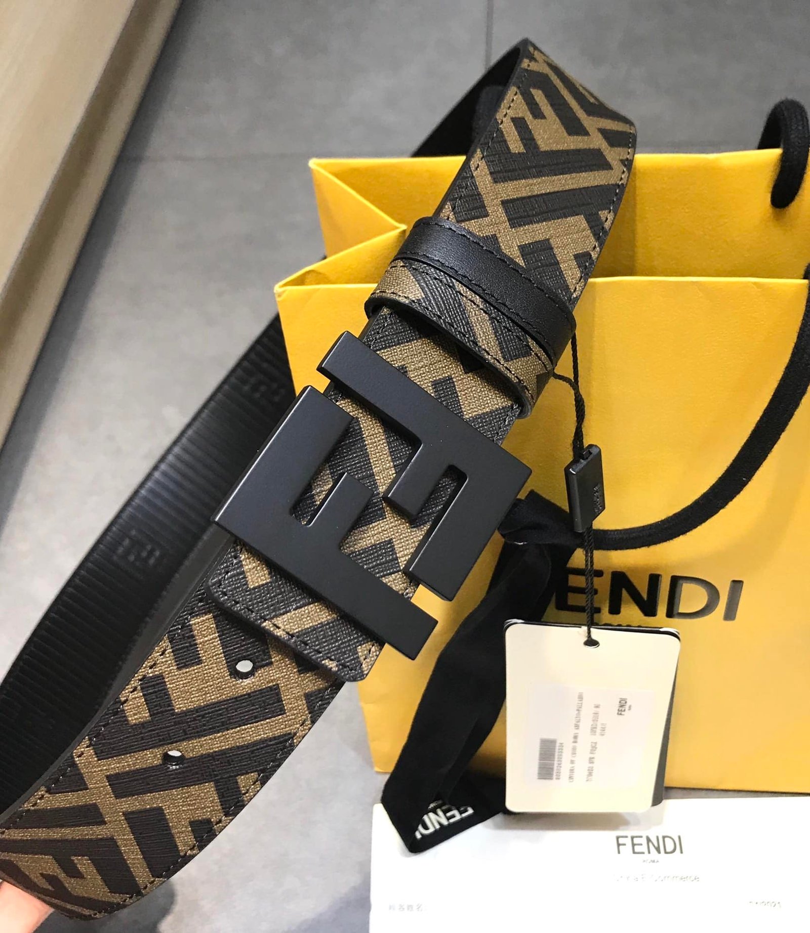 F**di Reversible Ff Leather Belt Brown 40Mm