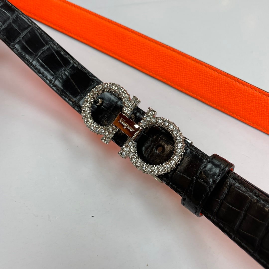 Salvatore Ferragamo Gancini Leather Belt With Silver Metal Pearls Buckle 2.5Cm