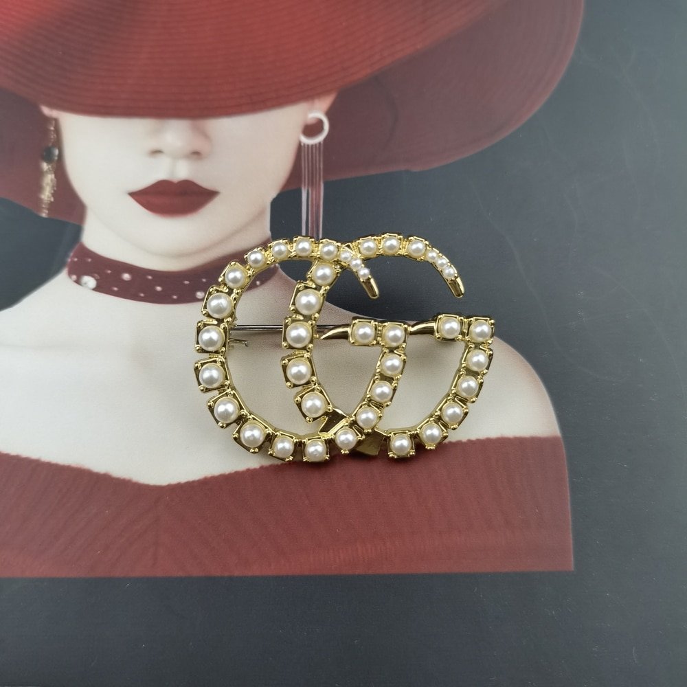 Gvc*1 Gg Brooch Gold With Pearls