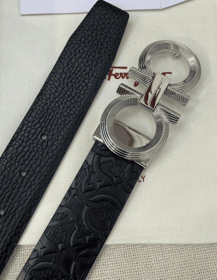 Salvatore Ferragamo Gancini Black Leather Belt With Silver Metal Buckle