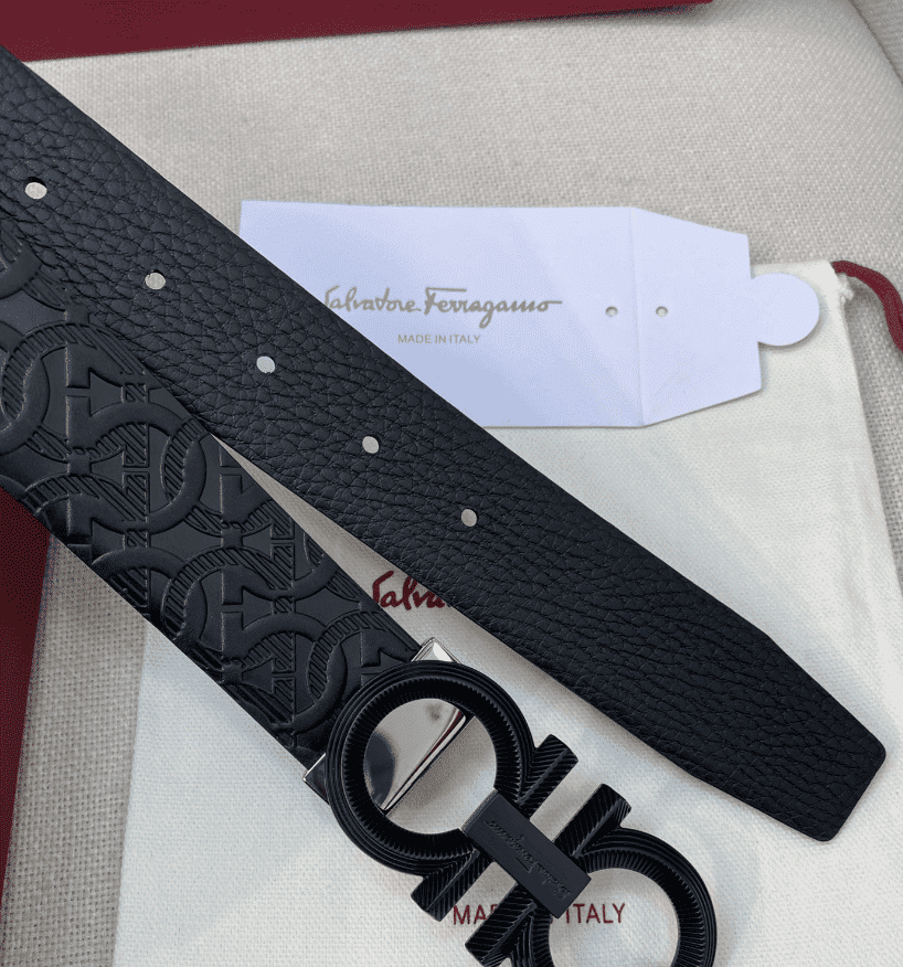 Salvatore Ferragamo Gancini Reversible Black Leather Belt
