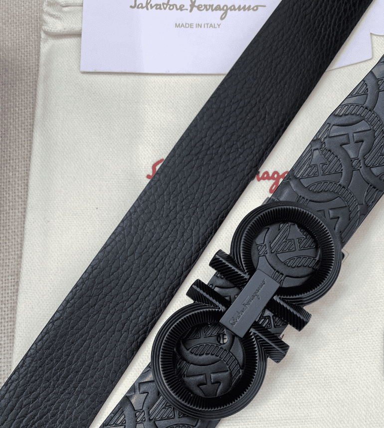 Salvatore Ferragamo Gancini Reversible Black Leather Belt
