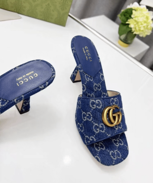 Gvc*1 Women’S Gg Denim Sandals