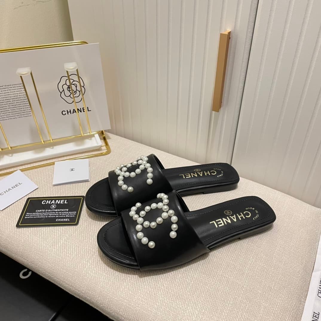 Ch**el Cc Pearl Slippers Black