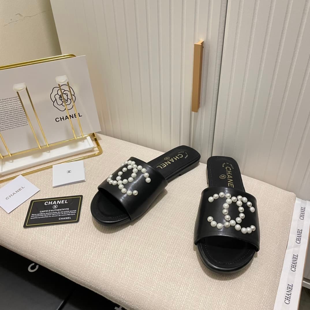 Ch**el Cc Pearl Slippers Black