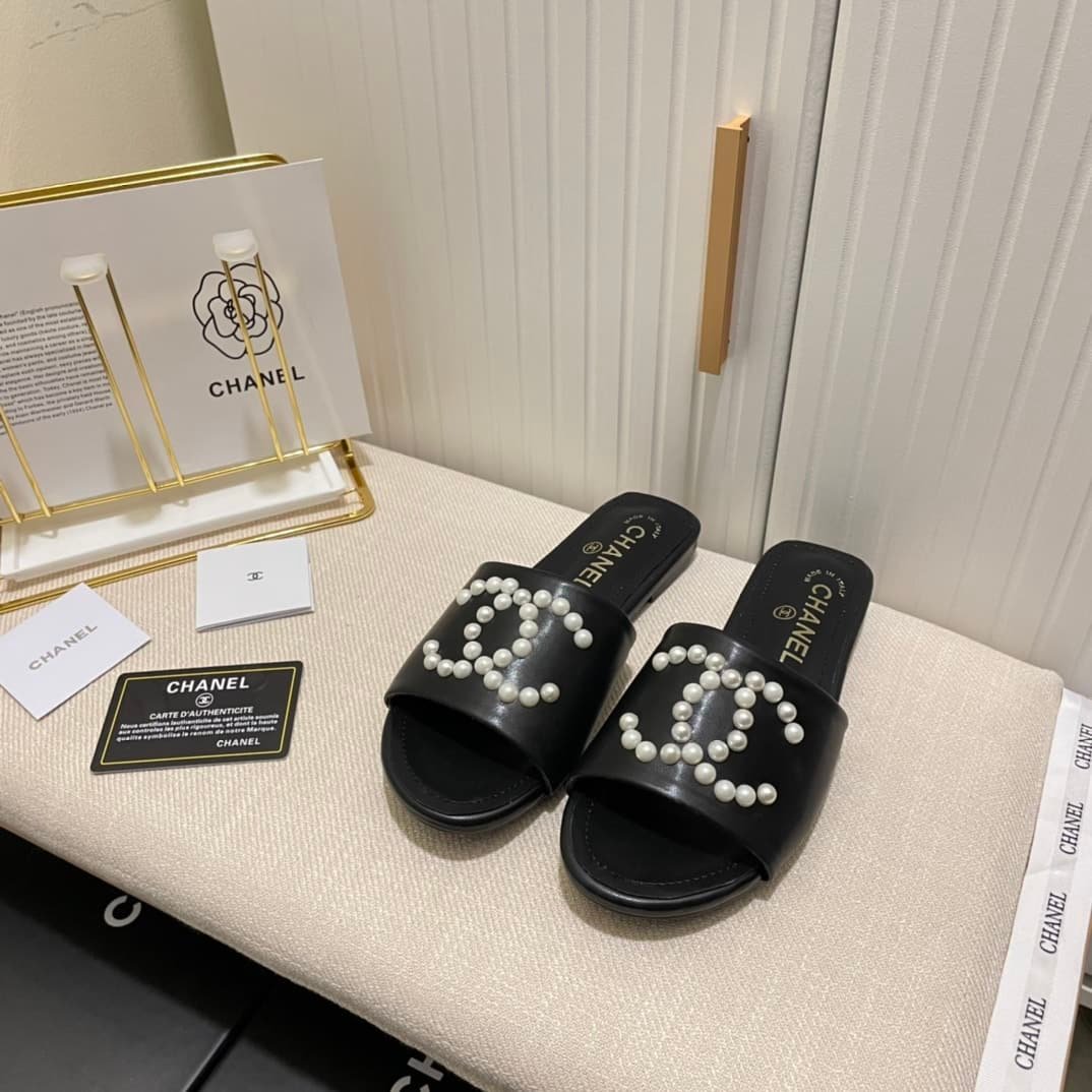 Ch**el Cc Pearl Slippers Black