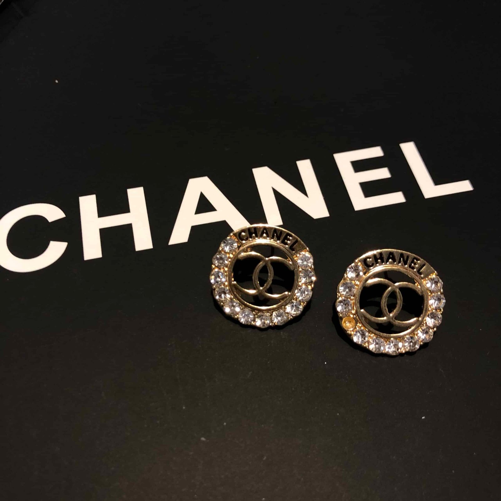 Ch**el Cc Earrings Gold