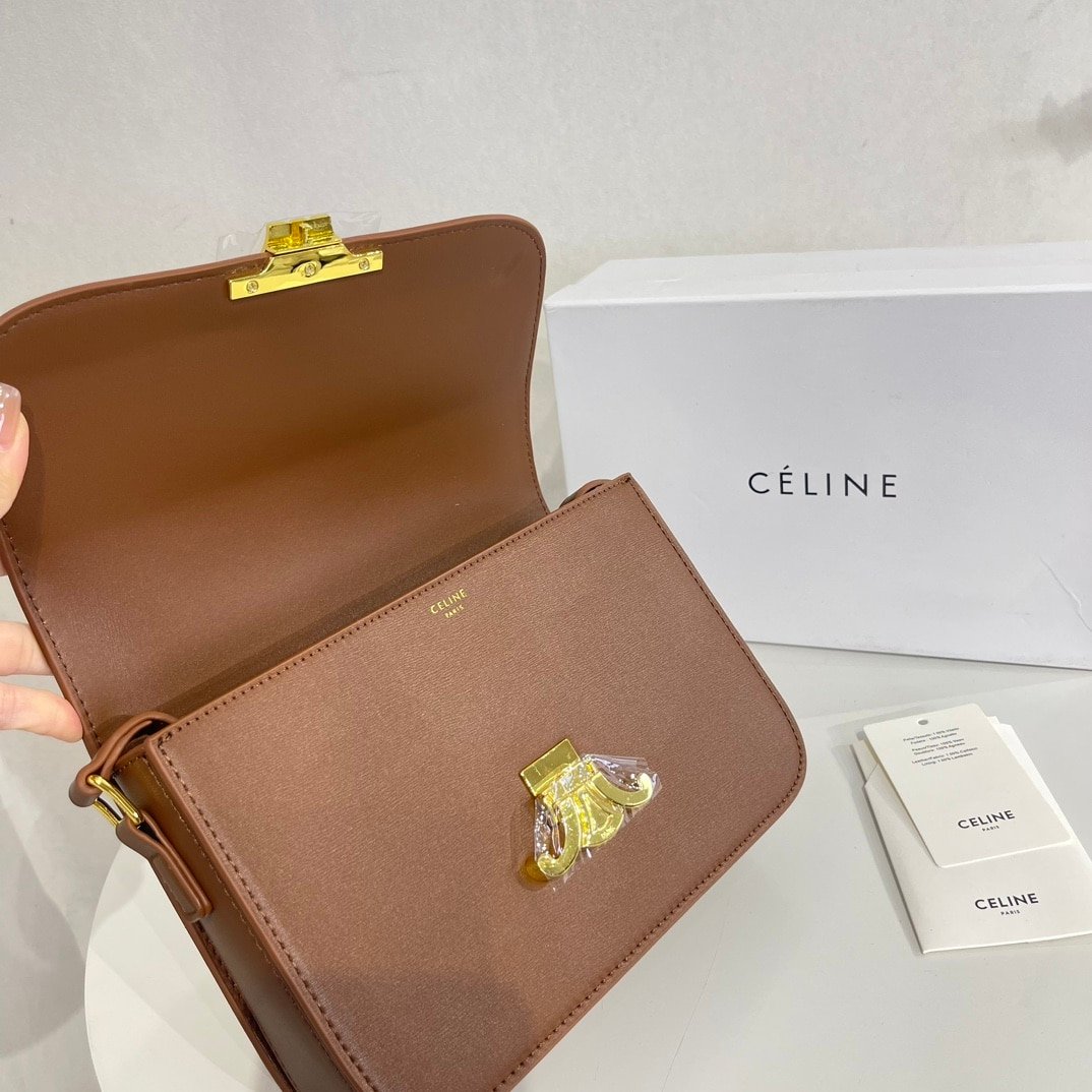 Ce1i*e Teen Triomphe Bag In Shiny Calfskin Brown 18Cm