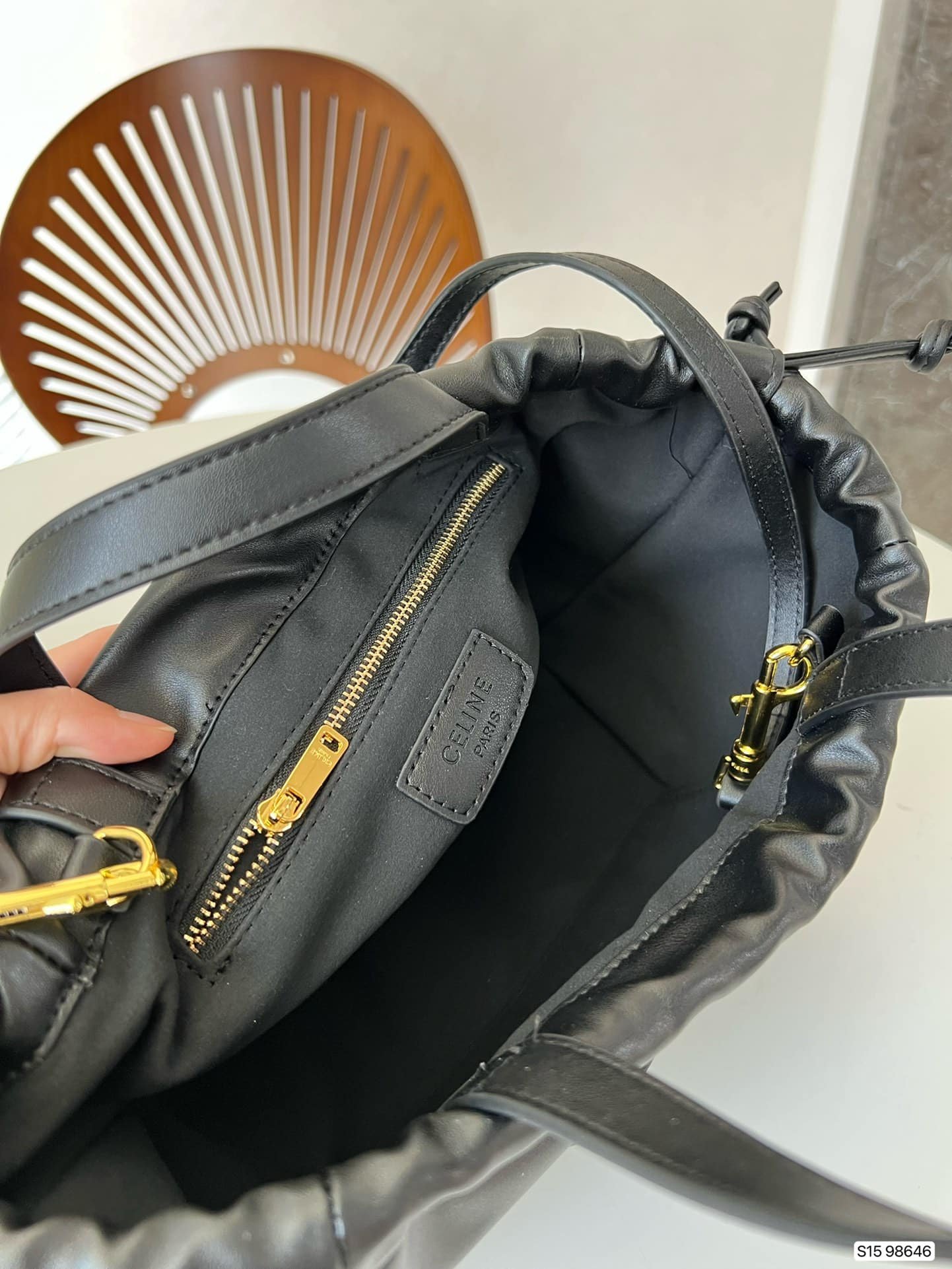 Ce1i*e Small Cabas Drawstring Cuir Triomphe In Smooth Calfskin Black 24Cm 111013Du338No