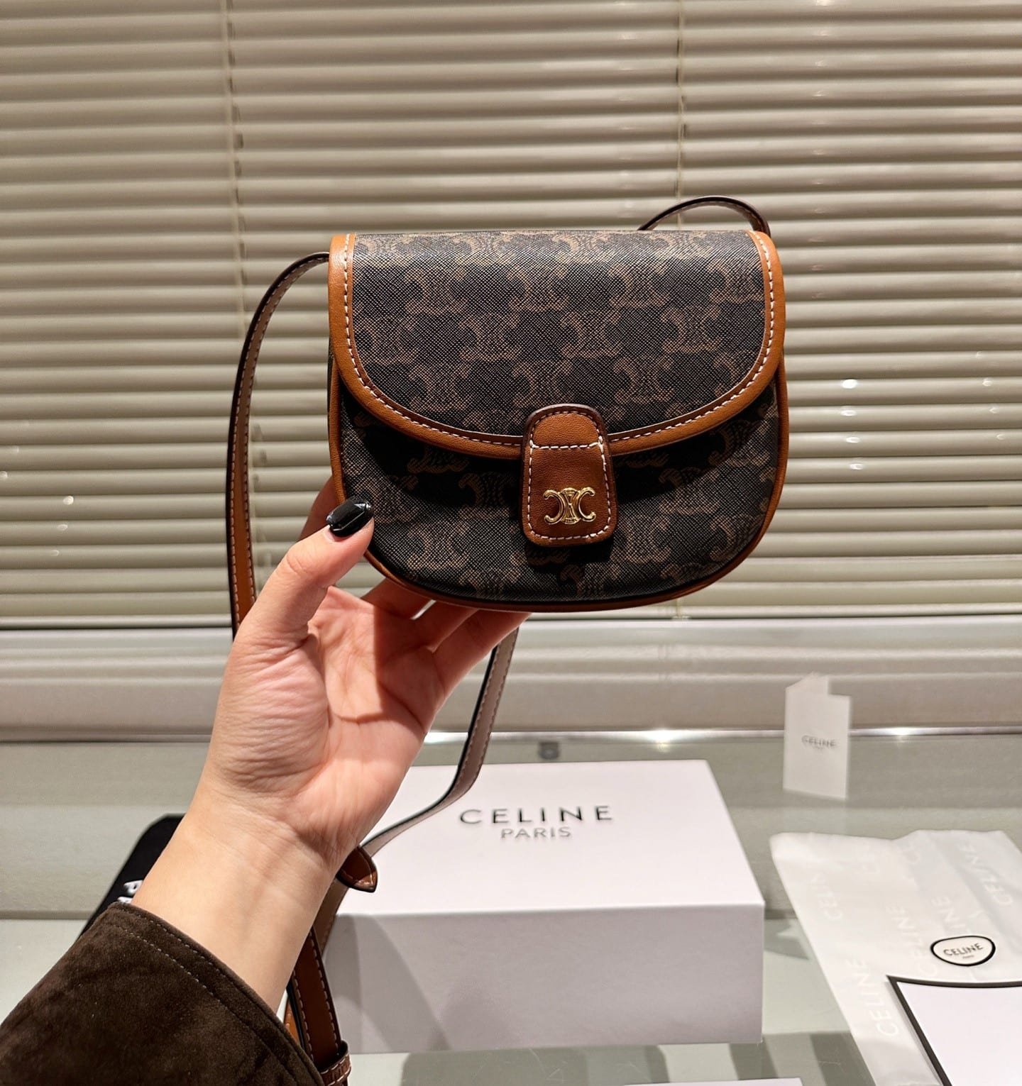 Ce1i*e Mini Besace In Triomphe Canvas And Calfskin Tan 17Cm 196702Bzj 04Lu