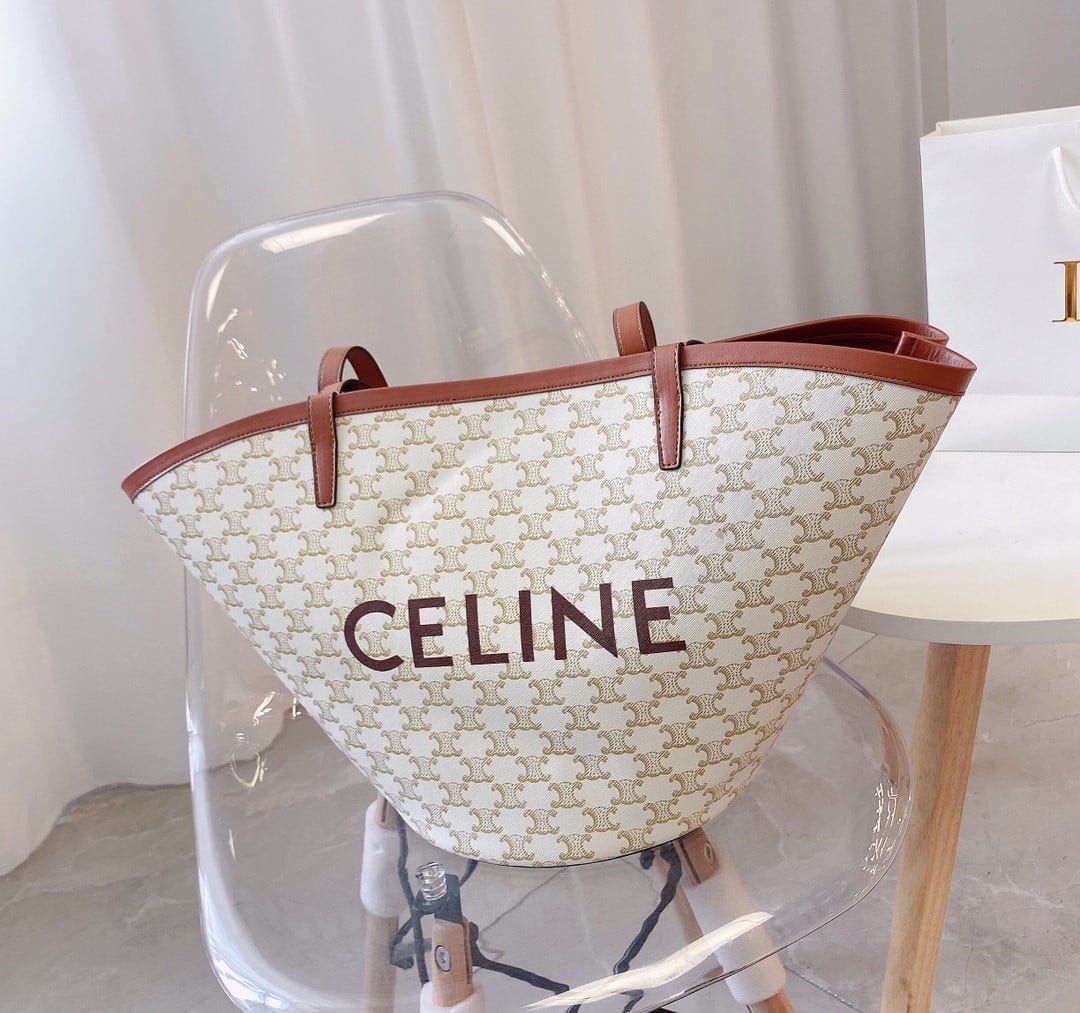 Ce1i*e Women Medium Couffin Bag In Triomphe Canvas Ce1i*e Print White 57Cm 196262Cyx 01Bc