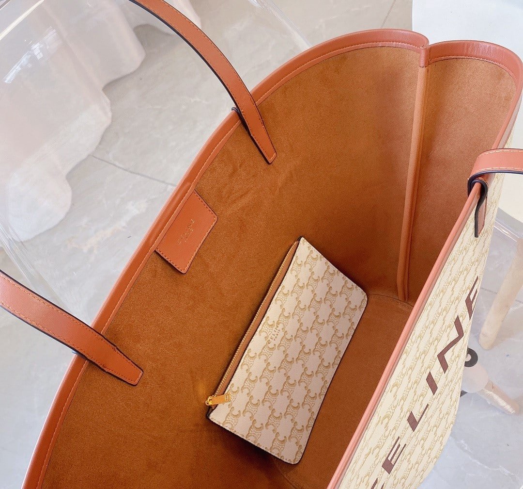 Ce1i*e Women Medium Couffin Bag In Triomphe Canvas Ce1i*e Print White 57Cm 196262Cyx 01Bc