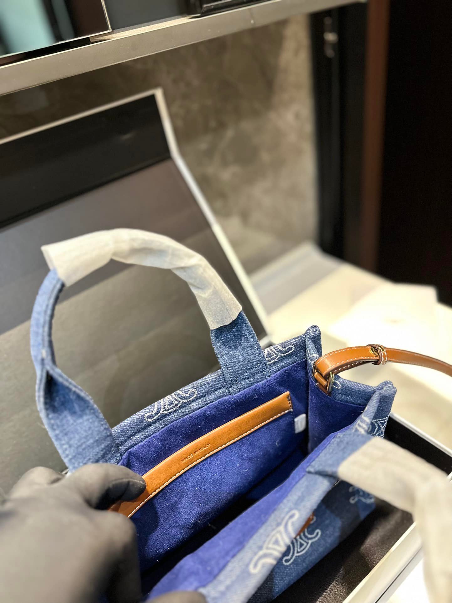 Ce1i*e Triomphe Small Cabas Thais In Denim Navy 25Cm 199162Fed 07At