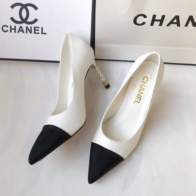 Ch**el Pearl Embellished Heel Pumps White