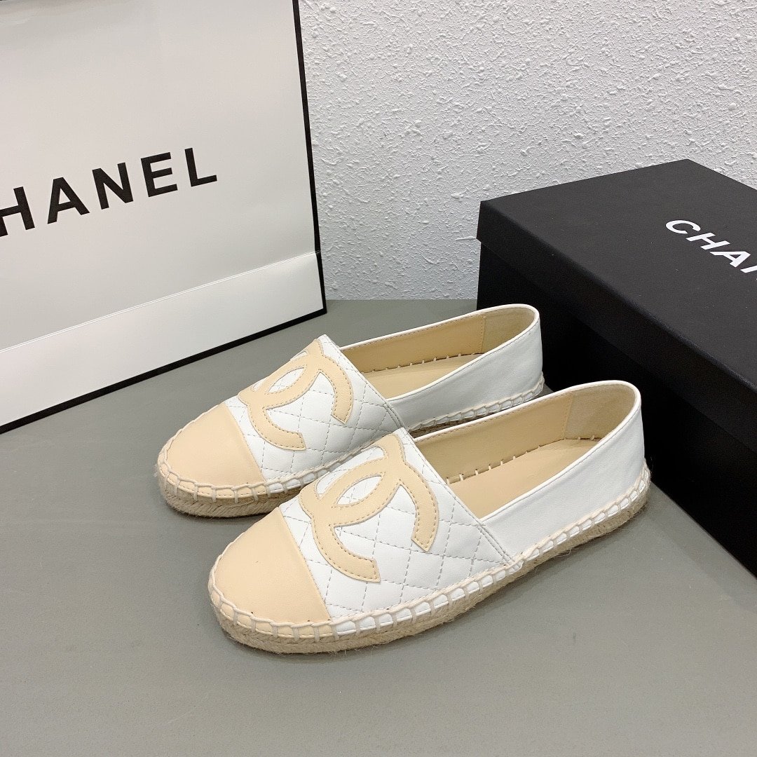 Ch**el Cc Espadrilles Slip On White Beige