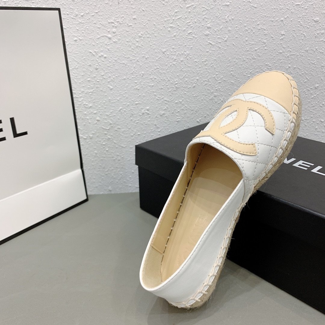 Ch**el Cc Espadrilles Slip On White Beige