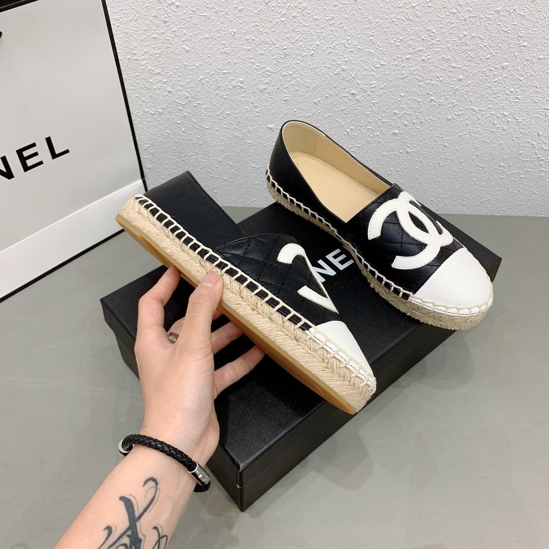 Ch**el Cc Espadrilles Slip On White Black